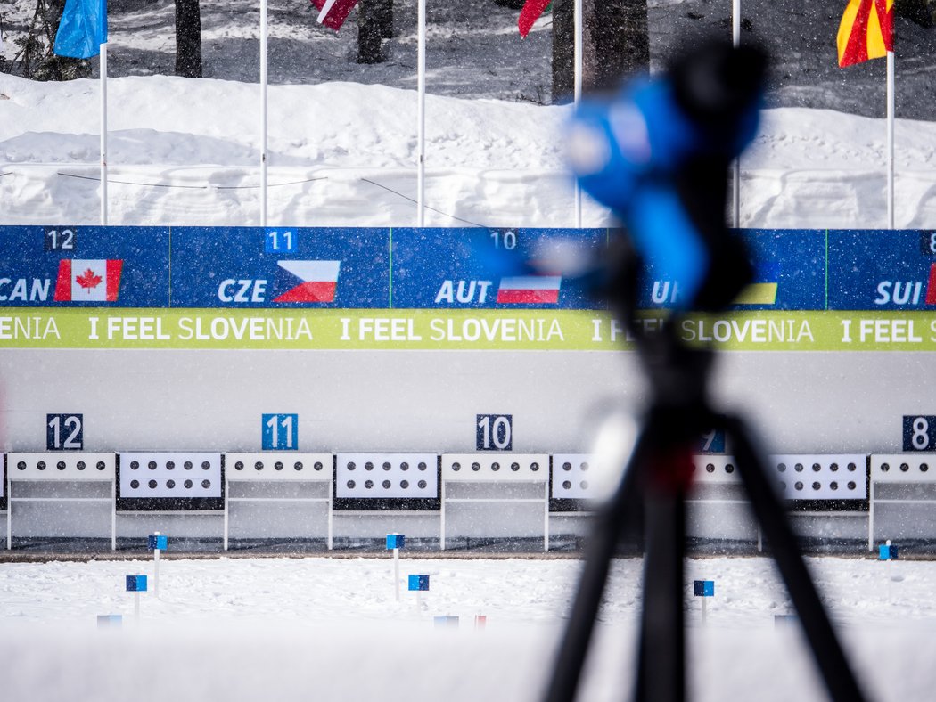 Střelnice ve slovinské Pokljuce, který hostí mistrovství světa v biatlonu