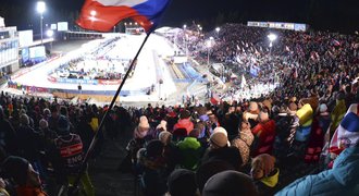 Čeští fanoušci na biatlonu opět oslnili. Neskutečné, žasl hvězdný Fourcade