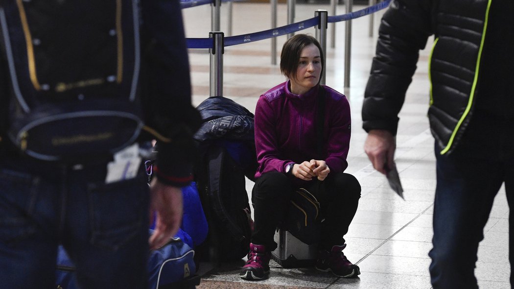 Veronika Vítková při odletu na soustředění do Almaty