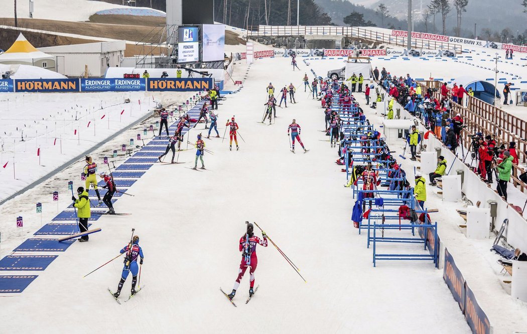 Biatlonisté trénují na olympijských tratích v Pchjongčchangu