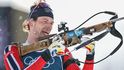Norský biatlonista Sturla Holm Laegreid při olympijském závodu