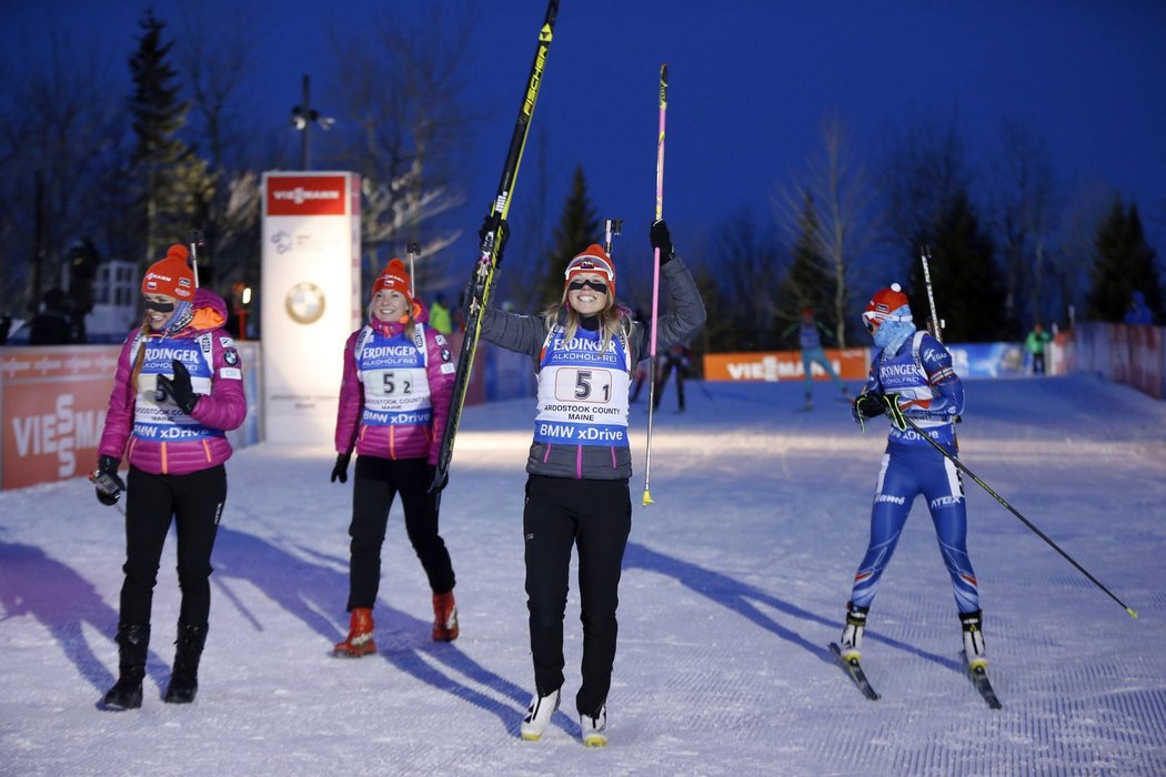 Biatlon v zámoří přinesl českým hvězdám velký úspěch, zároveň byl však poznamenán nezájmem fanoušků