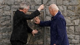 Americký prezident na poutním místě Knock Shrine v hrabství Mayo