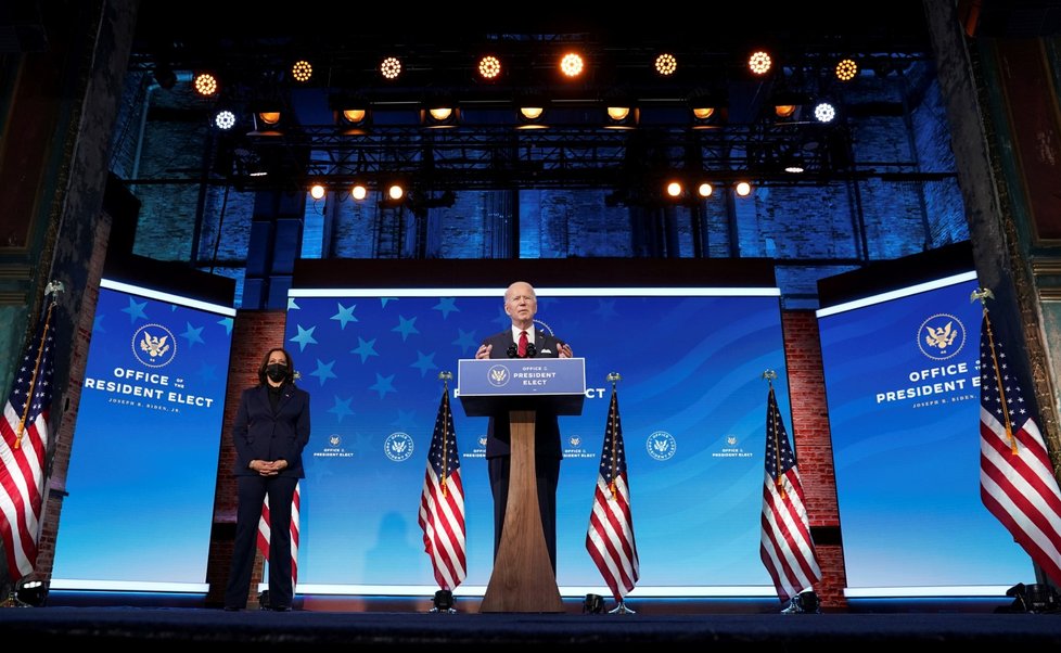 Zvolený americký prezident Joe Biden a tisková konference o očkování proti koronaviru (15. 1. 2021) Zvolený americký prezident Joe Biden a tisková konference o očkování proti koronaviru (15. 1. 2021)
