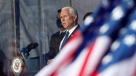 Biden a Pence si v New Yorku připomněli oběti útoků z 11. září (11. 9. 2020)