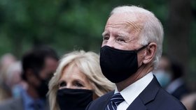 Biden a Pence si v New Yorku připomněli oběti útoků z 11. září (11. 9. 2020).