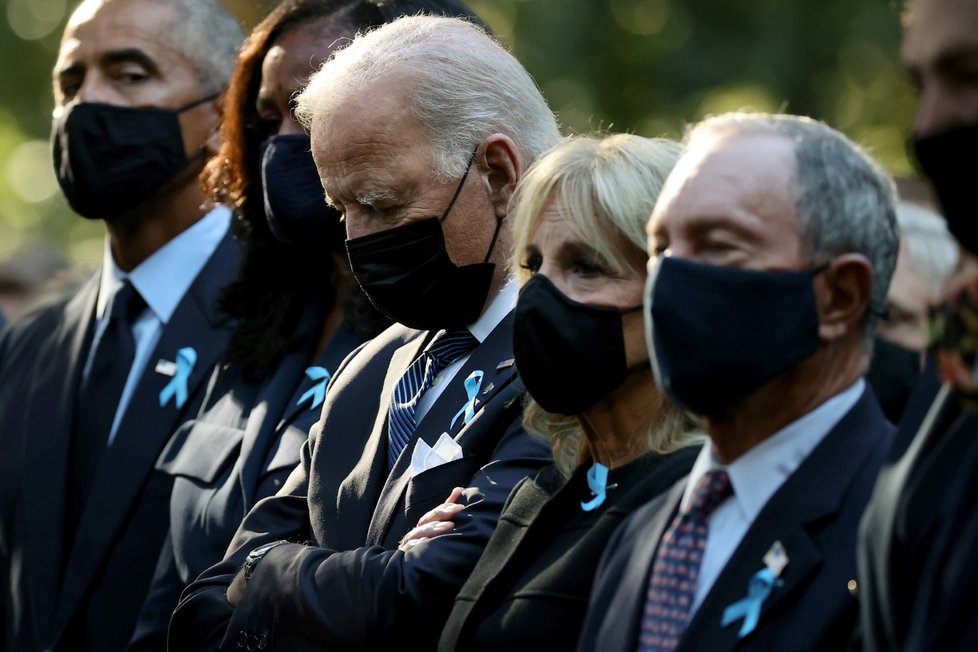 Americký prezident Joe Biden s manželkou Jill na ceremonii k připomínce 11. září (11.9.2021)