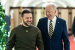 Joe Biden a Volodymyr Zelenskyj