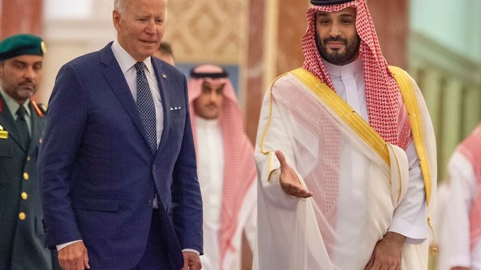 Americký prezident Joe Biden se měsíce snažil získat Rijád na svou stranu, sešel i s korunním princem Muhammaden bin Salmánem.