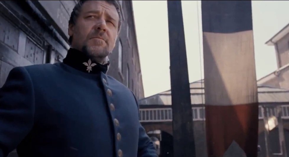 Russell Crowe jako policista Javert