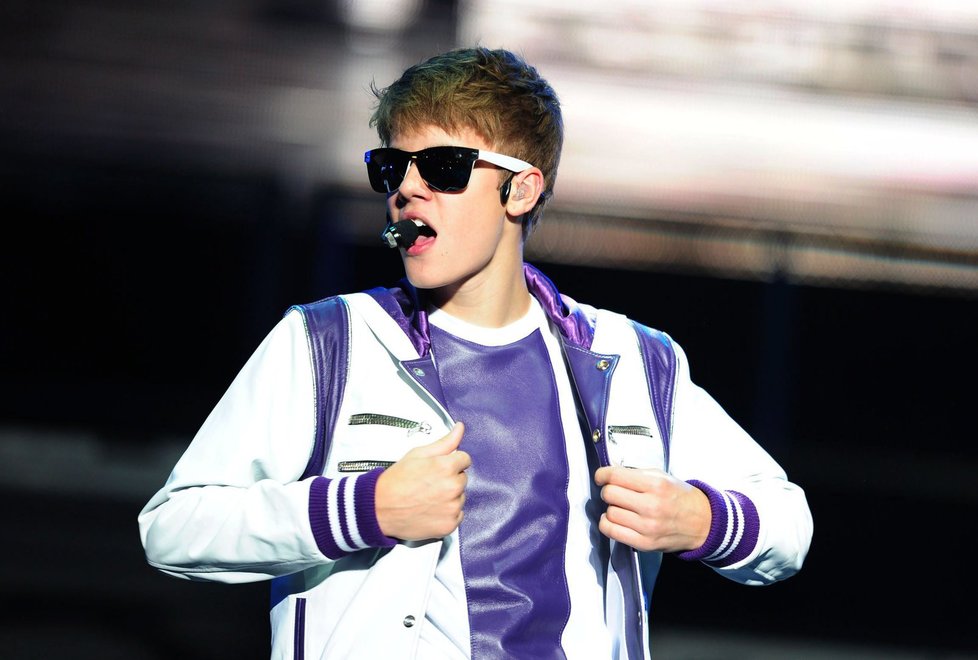 Justin Bieber polapil srdíčka mladých puberťaček