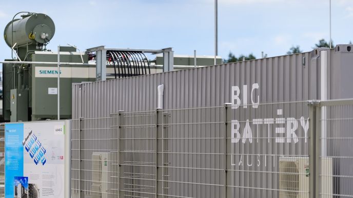 Big Battery Lausitz je největším německým bateriovým úložištěm v Německu. Provozovatelem je firma Leag spoluvlastněná EPH.