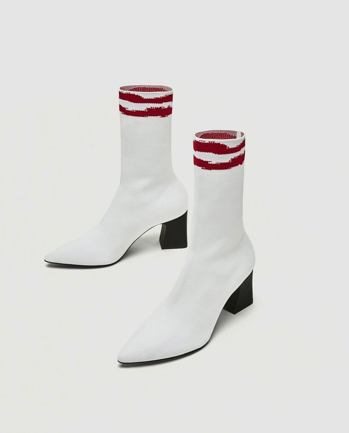 Ponožkové kotníkové boty, Zara, 1399 Kč