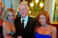 Bill Clinton: Dnes v Praze, včera v Monaku s pornohvězdami