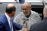 Americký herec Bill Cosby se soudu za znásilnění vyhne. Případy jsou promlčené.