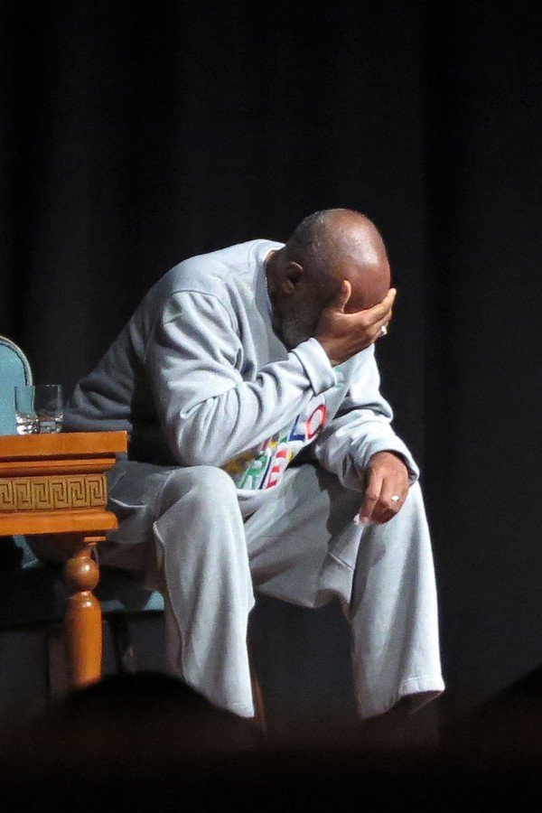 Bill Cosby čelí žalobám za sexuální napadení