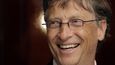 V roce 2010 Bill Gates a Warren Buffett založili fond Giving Pledge a zahájili kampaň, jejímž cílem je získat další velmi bohaté lidi, aby se k nim připojili a věnovali alespoň polovinu svého majetku na charitu.