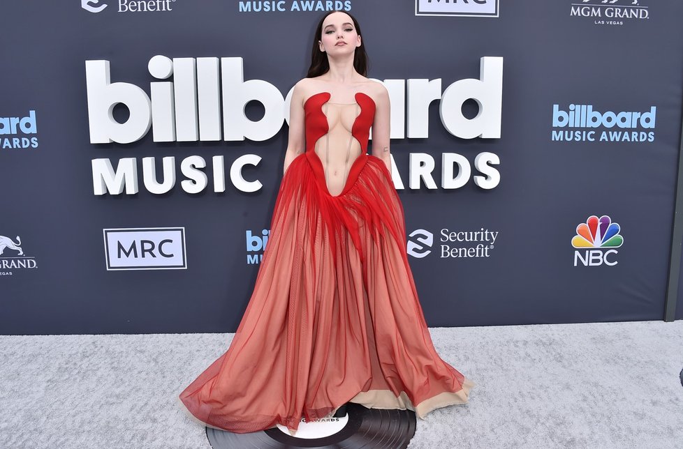 Předávání cen Billboard Music Awards 2022: Dove Cameron