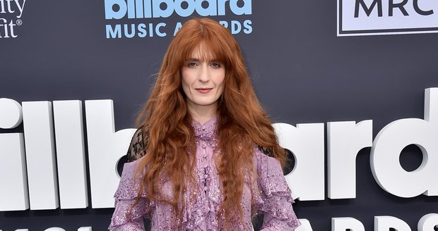 Předávání cen Billboard Music Awards 2022: zpěvačka kapely Florence and the Machine, Florence Welch