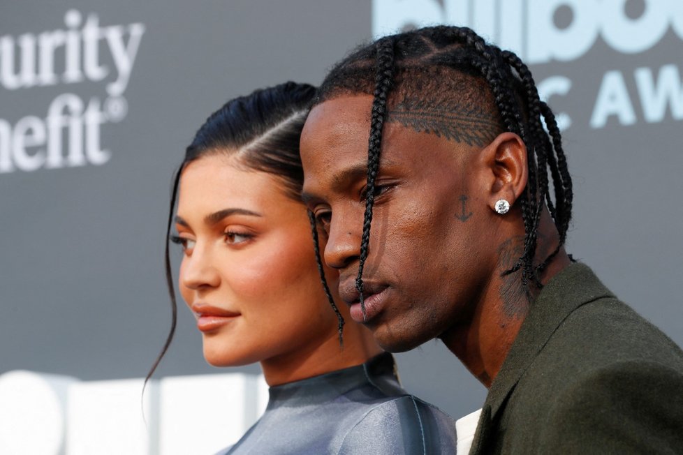 Předávání cen Billboard Music Awards 2022: Kylie Jenner a Travis Scott