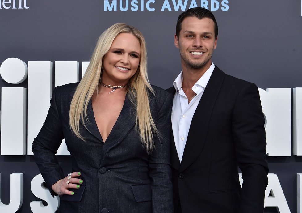 Předávání cen Billboard Music Awards 2022: Miranda Lambert a Brendan McLoughlin