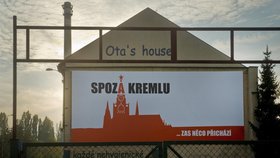 Antikampaň proti Zemanovcům: Narážka na údajné napojení na Kreml