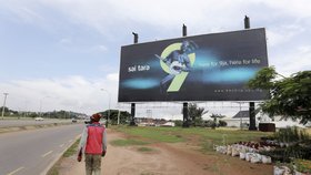 Ústavní soud zamítl stížnost proti zákazu billboardů v ochranném pásmu dálnic a silnic.