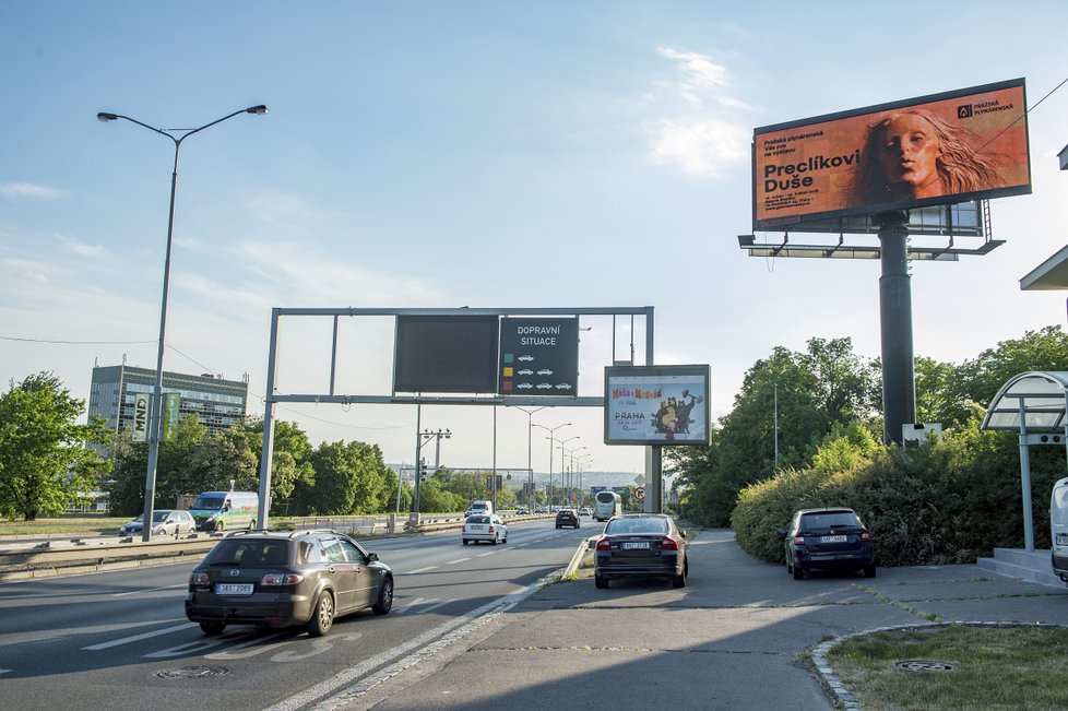 Zahloubení Holešoviček radnice Prahy 8 podporuje.