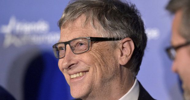 Bill Gates varuje EU před migranty: Přivřete jim dveře a pošlete peníze Africe