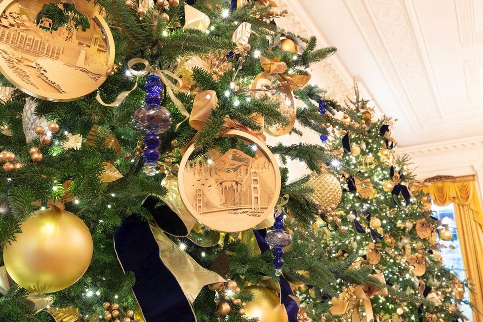 Vánoční dekorace v Bílém domě.