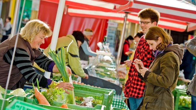 Spotřebitelské ceny v Česku v květnu meziročně stouply o 16 procent, růst tak dále zrychlil z dubnových 14,2 procenta