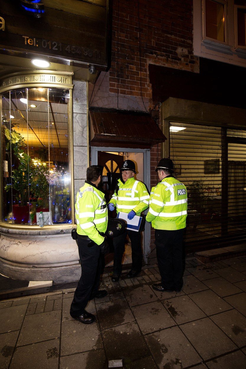 Policejní razie v Birminghamu po teroristickém útoku. Zatčeno bylo několik lidí.