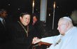 S papežem Janem Pavlem II. před jeho smrtí.
