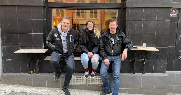 Sociální bistro Střecha plánuje otevřít větší provozovnu. Na rekonstrukci vybírají prostřednictvím crowdfundingové kampaně