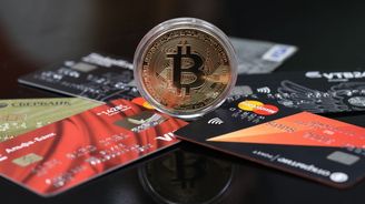 Virtuální měna bitcoin je na novém rekordu, stojí téměř 3400 dolarů