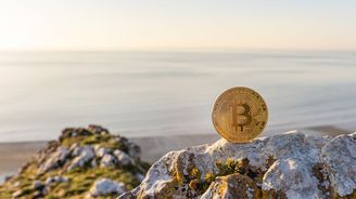 Kryptoaktiva nebudeme omezovat, řekl Dědek z ČNB. O měnách ale podle banky nemůže být řeč