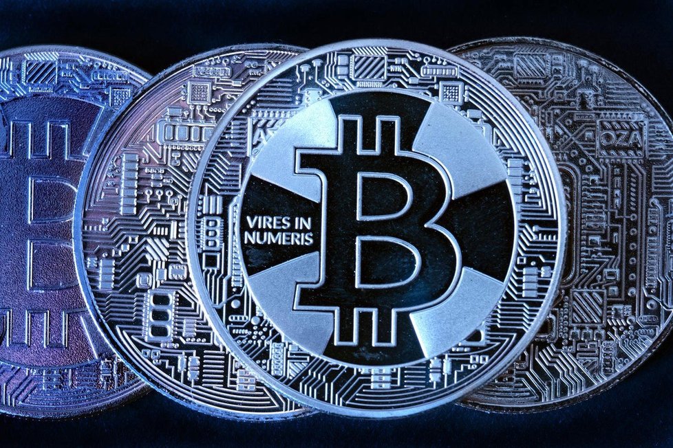 Bitcoin v příštím roce přiláká další investory, míní expert, za jeho růstem vidí především jeho větší rozšíření mezi lidmi.