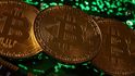 Cena kryptoměny bitcoin poprvé překonala hranici 20 tísíc dolarů