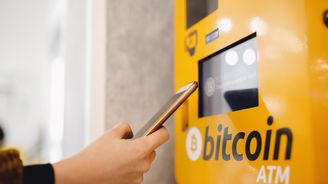 Češi vládnou výrobě bitcoinomatů, každý třetí světový bankomat na bitcoiny je z Prahy