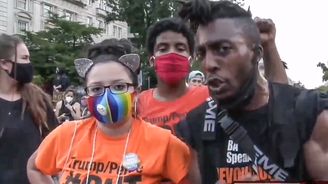 Naplňují se slova Nikity Chruščova? Demonstranti na akci Black Lives Matter křičí, že chtějí komunismus