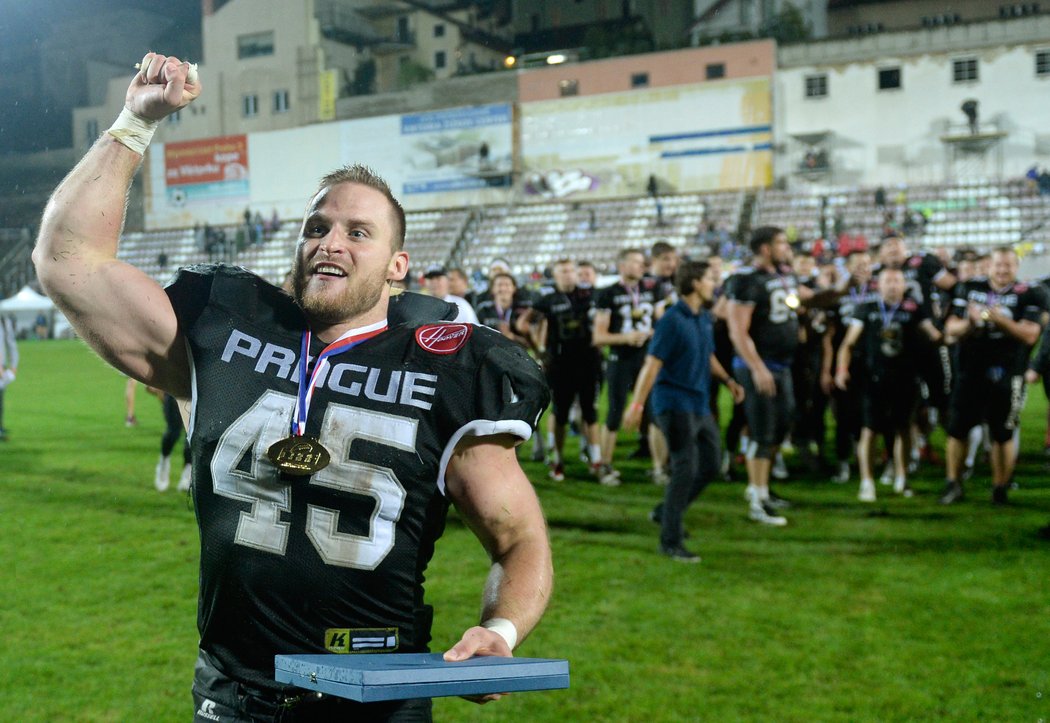 Black Panthers mají pátý český titul v americkém fotbale za sebou