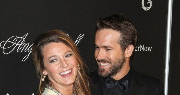 Blake Lively a Ryan Reynolds přivedli na svět své první dítě