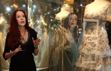 Blanka Matragi vystavuje šaty arabských princezen! Nejdražší kousek? Za 2 500 000 Kč!