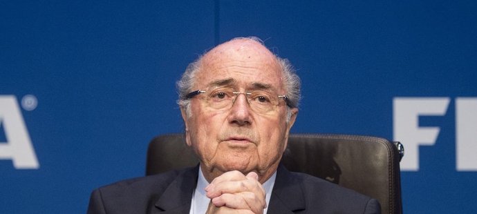 Předseda FIFA Sepp Blatter rezignuje na svůj post, z čehož má velkou radost většina evropských fotbalových svazů