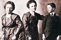 Srostlé sestry Blažkovy: Kdo byl otcem jejich dítěte?