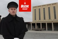 Blesk Podcast: O pohřbech v době covidu. Vláda doporučila pytle, pět dětí v nouzi, jak se rozloučit s tátou?