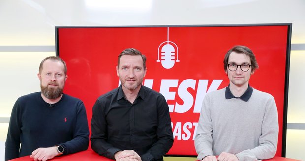 Hosty pořadu Blesk Podcast byli Vladimír Šmicer a sportovní redaktor Radek Špryňar.