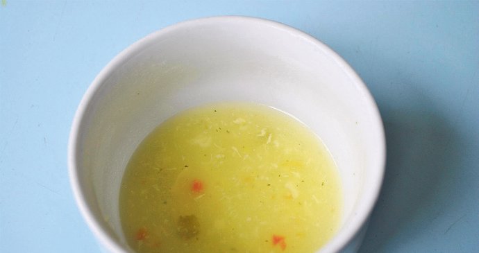 Vodovou polévku má kuchařka nachystanou pro děti každý den