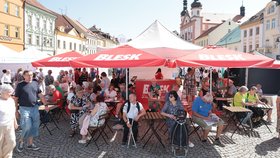 Blesk Ordinace v Chomutově přilákala davy lidí.