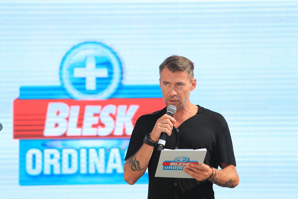 Moderátor akce Bořek Slezáček.